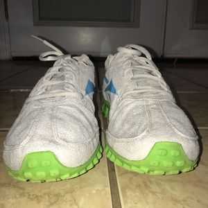 Reebok Realflex suede shoes